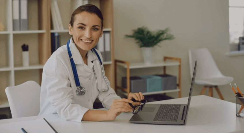 What to Look For While Buying the Best Laptop for Nursing Students