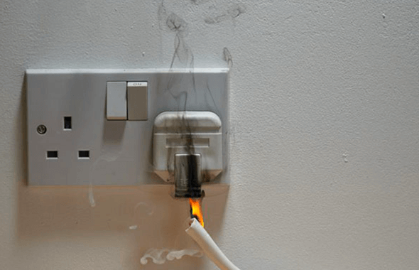 Avoid using with bad power socket.